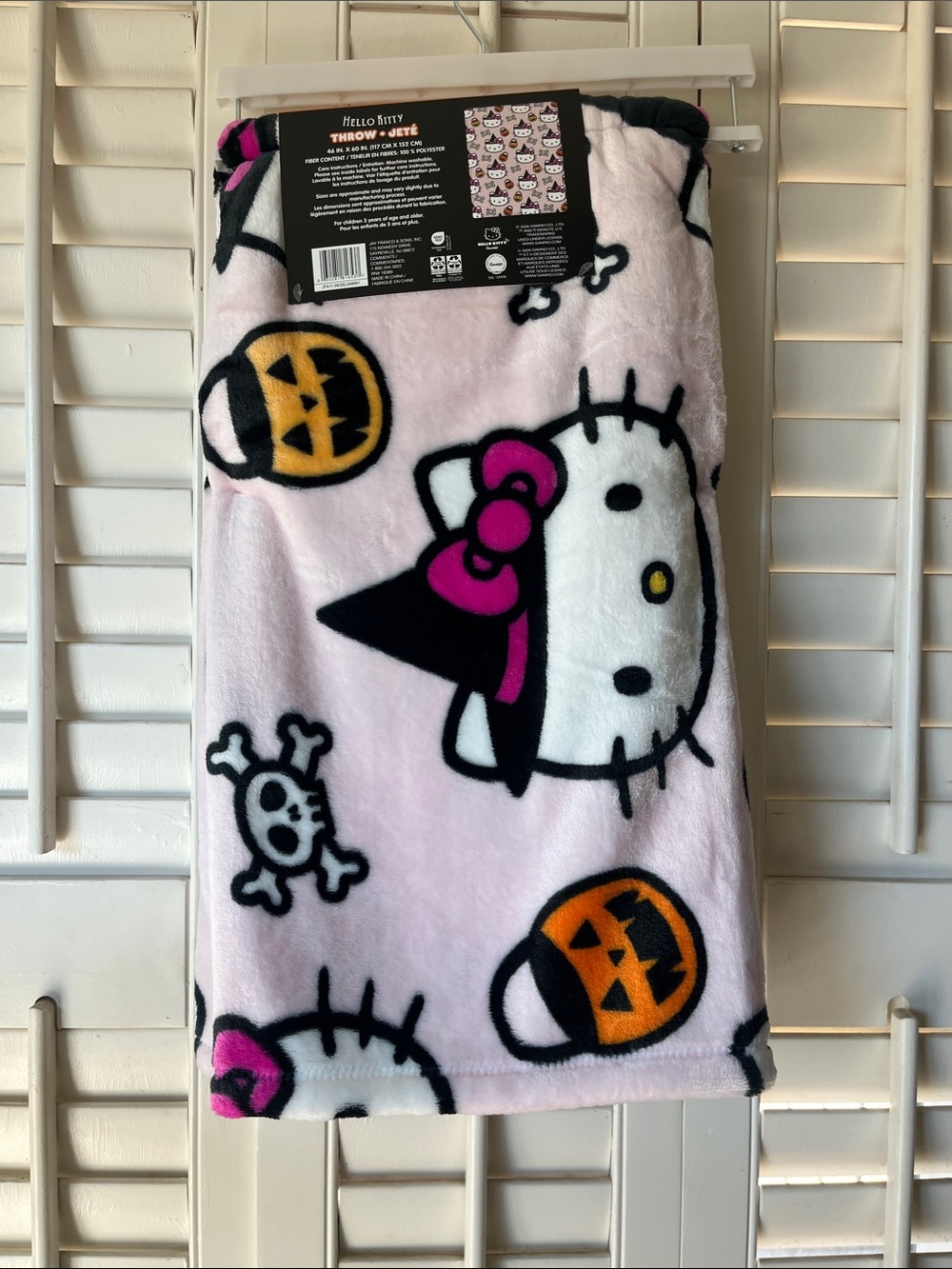 ๐๐ NWT Sanrio Hello Kitty Halloween Pink Spooky Throw Blanket 46โx60โ ๐๐ป - Picture 6 of 7
